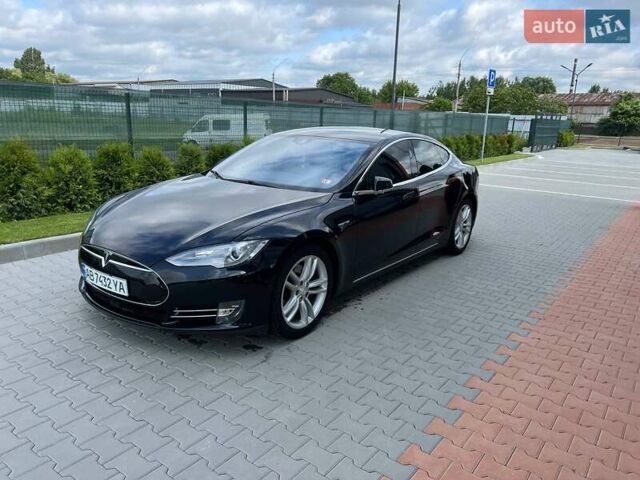 Черный Тесла Модель С, объемом двигателя 0 л и пробегом 165 тыс. км за 15900 $, фото 1 на Automoto.ua
