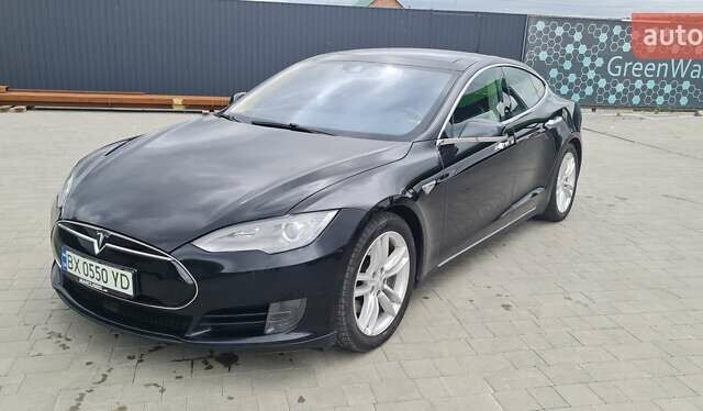Чорний Тесла Модель С, об'ємом двигуна 0 л та пробігом 160 тис. км за 19900 $, фото 1 на Automoto.ua