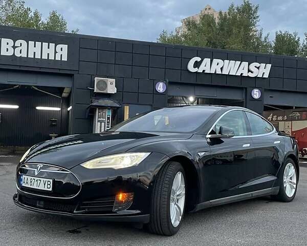 Чорний Тесла Модель С, об'ємом двигуна 0 л та пробігом 150 тис. км за 15550 $, фото 1 на Automoto.ua