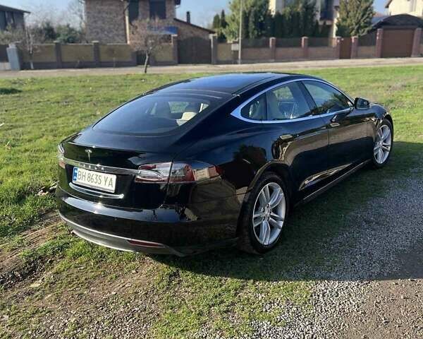 Черный Тесла Модель С, объемом двигателя 0 л и пробегом 230 тыс. км за 14200 $, фото 1 на Automoto.ua