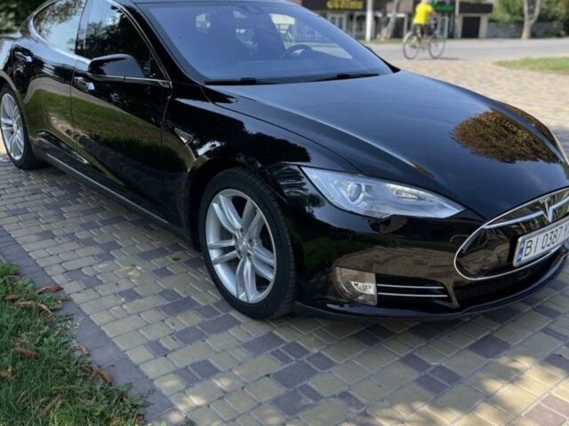 Черный Тесла Модель С, объемом двигателя 0 л и пробегом 254 тыс. км за 15200 $, фото 1 на Automoto.ua