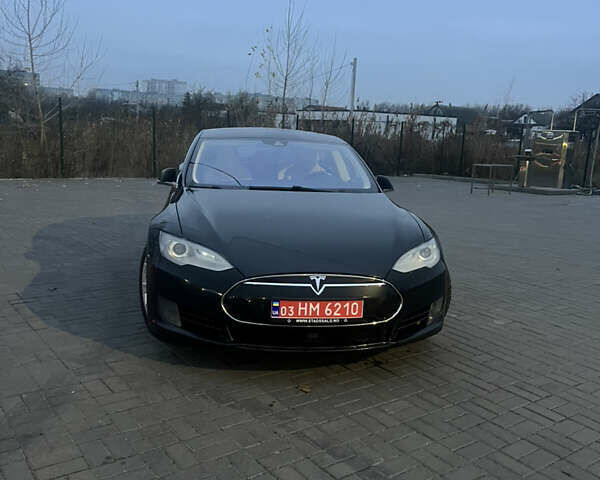 Черный Тесла Модель С, объемом двигателя 0 л и пробегом 250 тыс. км за 15700 $, фото 1 на Automoto.ua