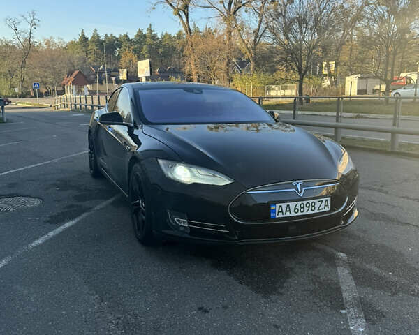 Черный Тесла Модель С, объемом двигателя 0 л и пробегом 146 тыс. км за 13000 $, фото 1 на Automoto.ua