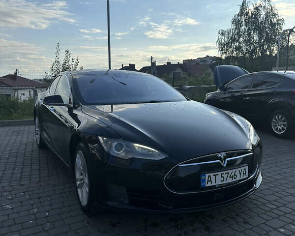 Черный Тесла Модель С, объемом двигателя 0 л и пробегом 153 тыс. км за 13400 $, фото 1 на Automoto.ua