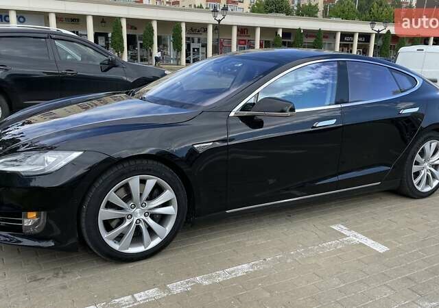 Черный Тесла Модель С, объемом двигателя 0 л и пробегом 267 тыс. км за 14200 $, фото 1 на Automoto.ua