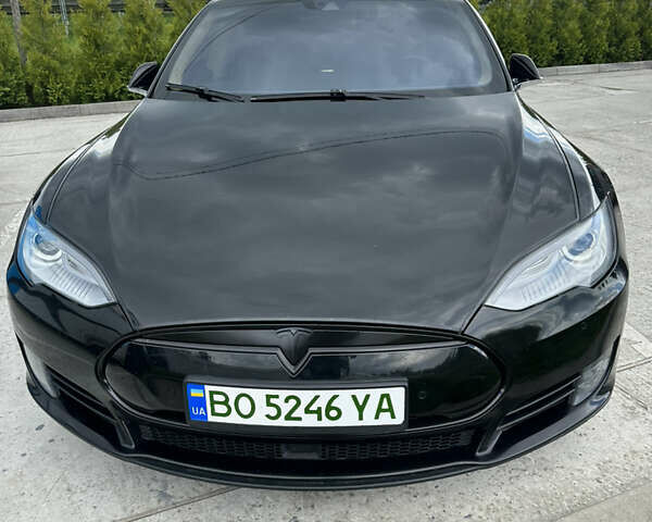 Черный Тесла Модель С, объемом двигателя 0 л и пробегом 175 тыс. км за 13500 $, фото 1 на Automoto.ua
