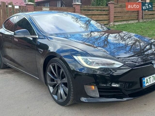 Черный Тесла Модель С, объемом двигателя 0 л и пробегом 288 тыс. км за 16700 $, фото 1 на Automoto.ua