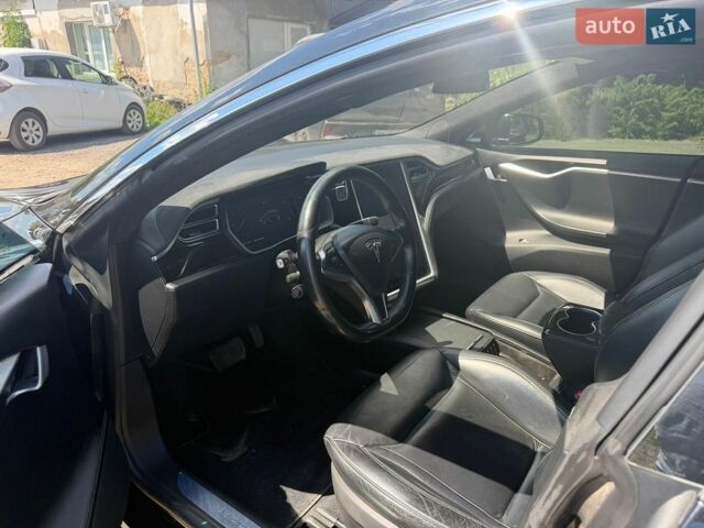 Черный Тесла Модель С, объемом двигателя 0 л и пробегом 157 тыс. км за 16100 $, фото 1 на Automoto.ua