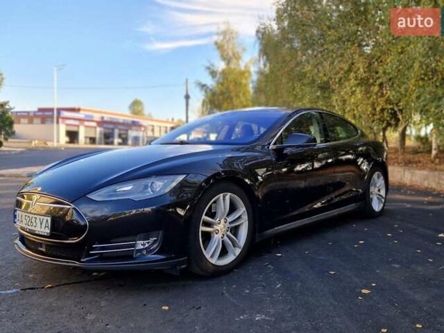Черный Тесла Модель С, объемом двигателя 0 л и пробегом 132 тыс. км за 20199 $, фото 1 на Automoto.ua