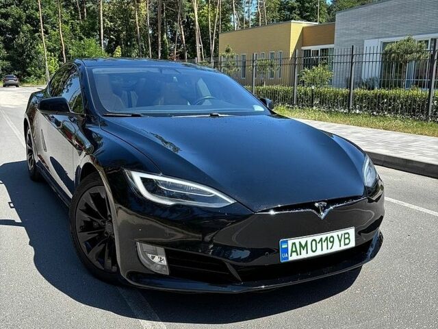 Черный Тесла Модель С, объемом двигателя 0 л и пробегом 199 тыс. км за 18200 $, фото 1 на Automoto.ua