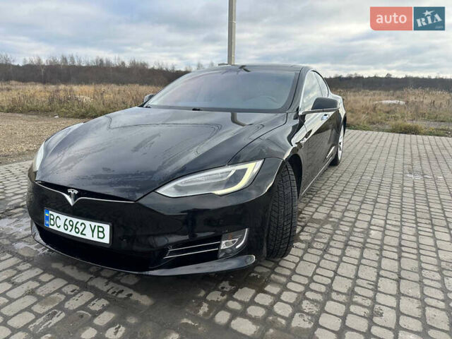 Черный Тесла Модель С, объемом двигателя 0 л и пробегом 250 тыс. км за 15800 $, фото 1 на Automoto.ua