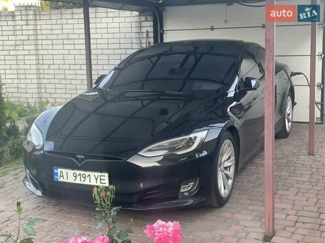 Черный Тесла Модель С, объемом двигателя 0 л и пробегом 99 тыс. км за 23000 $, фото 1 на Automoto.ua