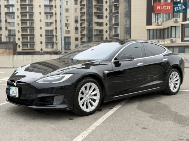 Черный Тесла Модель С, объемом двигателя 0 л и пробегом 342 тыс. км за 13000 $, фото 1 на Automoto.ua