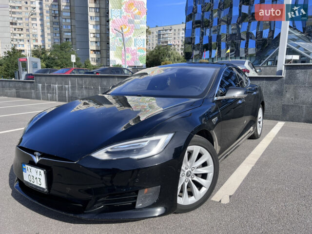 Черный Тесла Модель С, объемом двигателя 0 л и пробегом 180 тыс. км за 15500 $, фото 1 на Automoto.ua