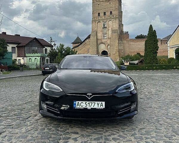 Чорний Тесла Модель С, об'ємом двигуна 0 л та пробігом 87 тис. км за 11200 $, фото 1 на Automoto.ua