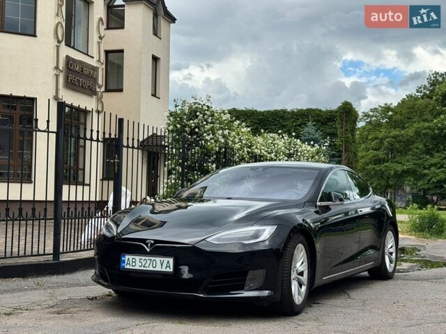 Черный Тесла Модель С, объемом двигателя 0 л и пробегом 166 тыс. км за 16400 $, фото 1 на Automoto.ua