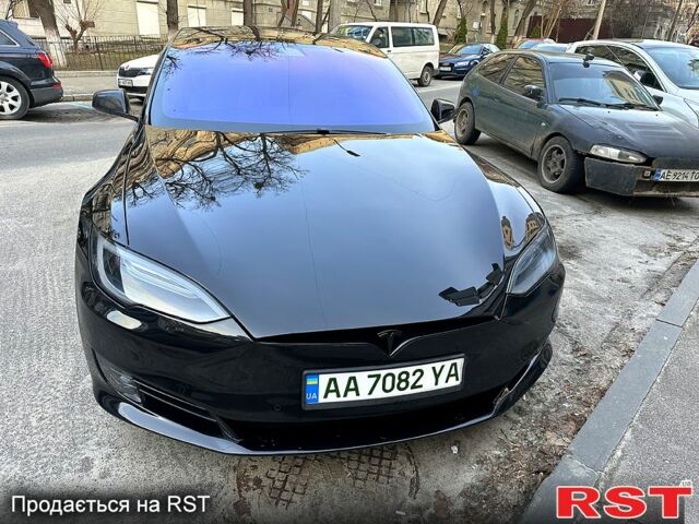Чорний Тесла Модель С, об'ємом двигуна 0 л та пробігом 130 тис. км за 20500 $, фото 1 на Automoto.ua