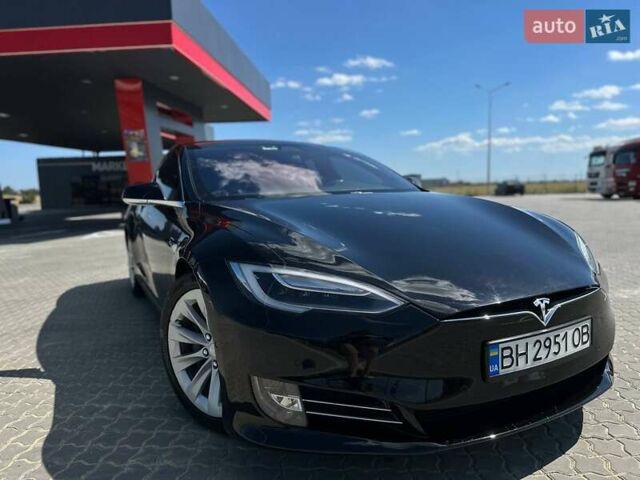 Черный Тесла Модель С, объемом двигателя 0 л и пробегом 130 тыс. км за 18500 $, фото 1 на Automoto.ua