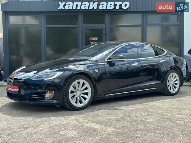 Черный Тесла Модель С, объемом двигателя 0 л и пробегом 304 тыс. км за 15999 $, фото 1 на Automoto.ua