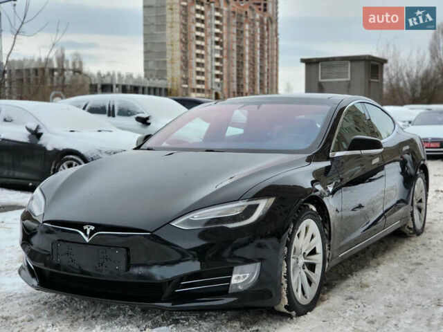 Черный Тесла Модель С, объемом двигателя 0 л и пробегом 142 тыс. км за 17900 $, фото 1 на Automoto.ua