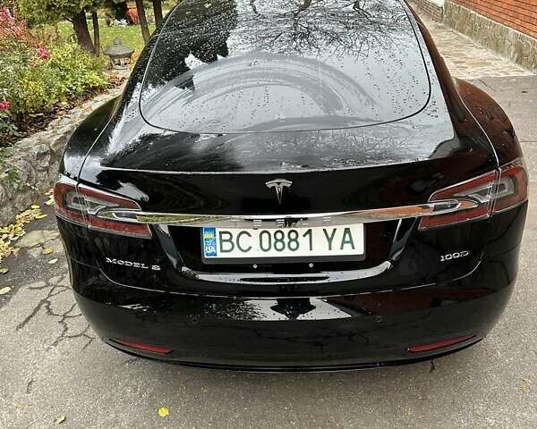 Черный Тесла Модель С, объемом двигателя 0 л и пробегом 120 тыс. км за 23900 $, фото 1 на Automoto.ua