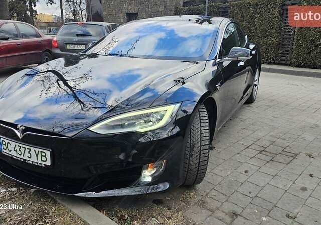 Черный Тесла Модель С, объемом двигателя 0 л и пробегом 72 тыс. км за 23000 $, фото 1 на Automoto.ua