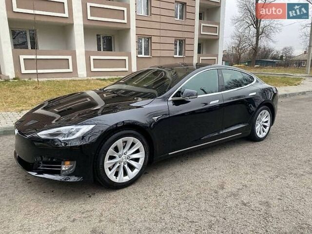 Чорний Тесла Модель С, об'ємом двигуна 0 л та пробігом 78 тис. км за 16000 $, фото 1 на Automoto.ua