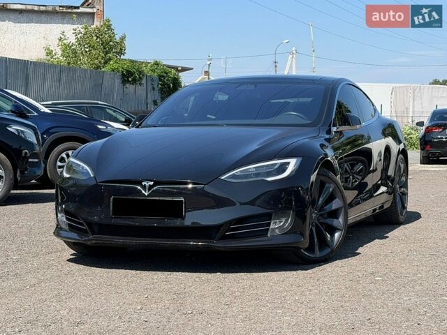 Черный Тесла Модель С, объемом двигателя 0 л и пробегом 99 тыс. км за 22000 $, фото 1 на Automoto.ua