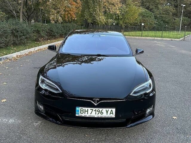 Черный Тесла Модель С, объемом двигателя 0 л и пробегом 75 тыс. км за 18200 $, фото 1 на Automoto.ua