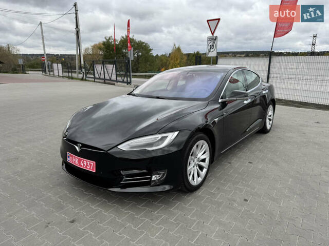 Черный Тесла Модель С, объемом двигателя 0 л и пробегом 122 тыс. км за 19300 $, фото 1 на Automoto.ua