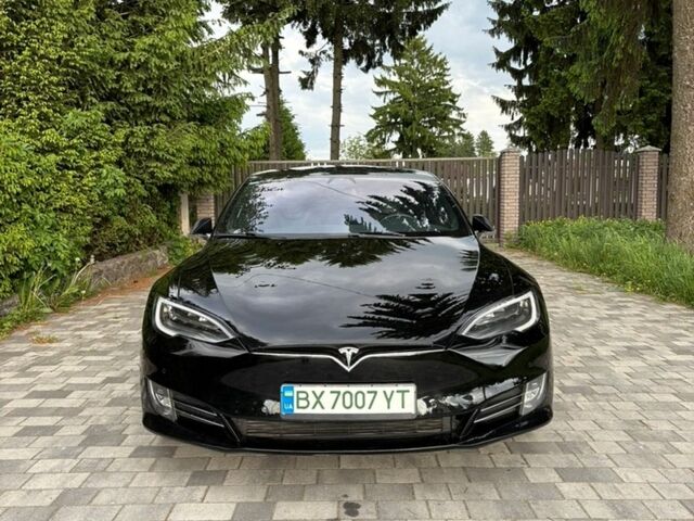 Черный Тесла Модель С, объемом двигателя 0 л и пробегом 122 тыс. км за 18500 $, фото 1 на Automoto.ua