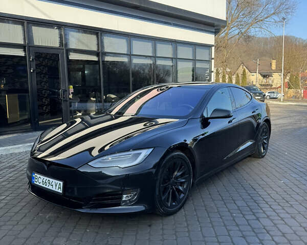Чорний Тесла Модель С, об'ємом двигуна 0 л та пробігом 100 тис. км за 23900 $, фото 1 на Automoto.ua
