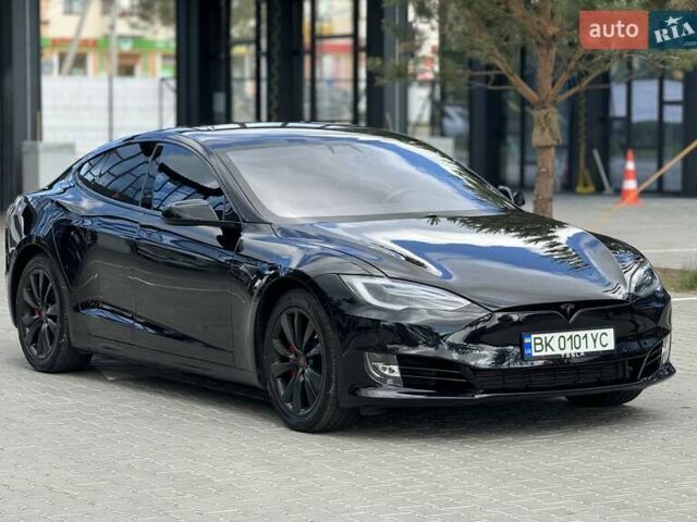 Чорний Тесла Модель С, об'ємом двигуна 0 л та пробігом 55 тис. км за 29500 $, фото 1 на Automoto.ua