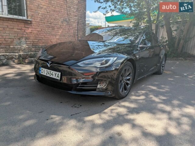 Черный Тесла Модель С, объемом двигателя 0 л и пробегом 162 тыс. км за 18300 $, фото 1 на Automoto.ua
