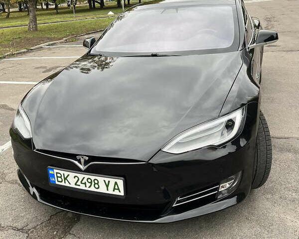 Черный Тесла Модель С, объемом двигателя 0 л и пробегом 120 тыс. км за 26500 $, фото 1 на Automoto.ua