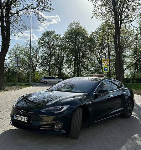 Чорний Тесла Модель С, об'ємом двигуна 0 л та пробігом 58 тис. км за 31200 $, фото 1 на Automoto.ua