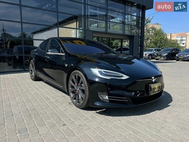 Черный Тесла Модель С, объемом двигателя 0 л и пробегом 84 тыс. км за 26990 $, фото 1 на Automoto.ua