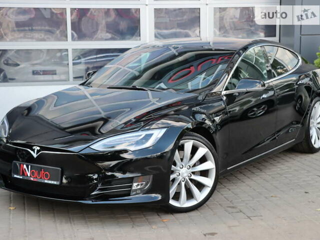 Чорний Тесла Модель С, об'ємом двигуна 0 л та пробігом 40 тис. км за 24900 $, фото 1 на Automoto.ua