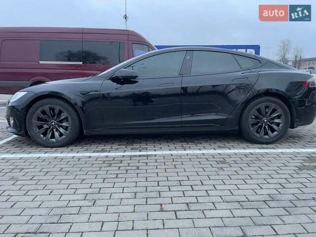 Черный Тесла Модель С, объемом двигателя 0 л и пробегом 69 тыс. км за 26500 $, фото 1 на Automoto.ua