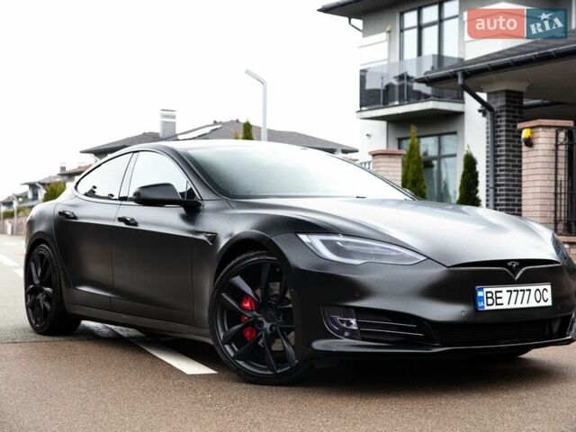 Черный Тесла Модель С, объемом двигателя 0 л и пробегом 97 тыс. км за 24000 $, фото 1 на Automoto.ua