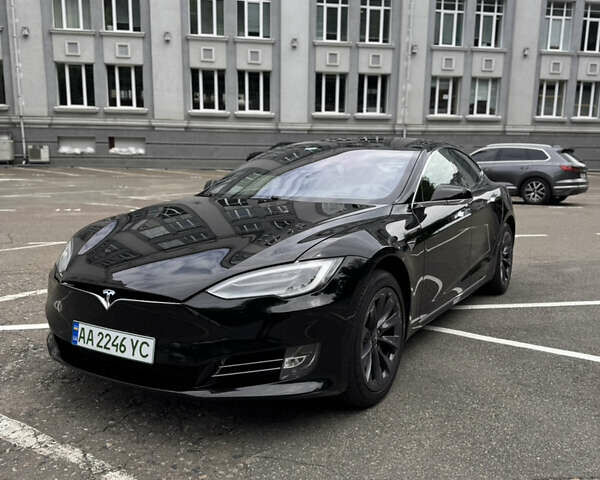 Чорний Тесла Модель С, об'ємом двигуна 0 л та пробігом 90 тис. км за 28000 $, фото 1 на Automoto.ua