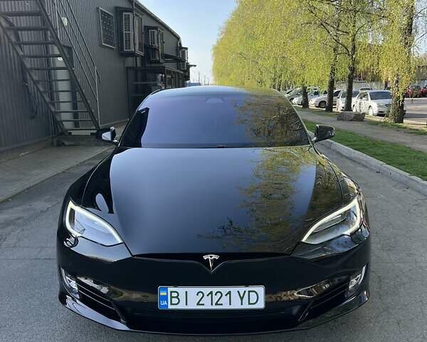 Черный Тесла Модель С, объемом двигателя 0 л и пробегом 30 тыс. км за 32500 $, фото 1 на Automoto.ua