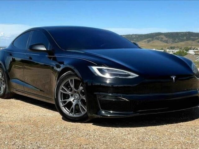 Черный Тесла Модель С, объемом двигателя 0 л и пробегом 16 тыс. км за 18500 $, фото 1 на Automoto.ua