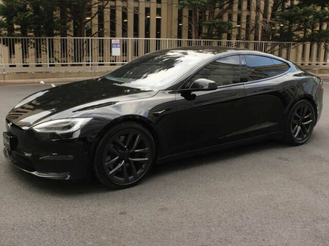 Черный Тесла Модель С, объемом двигателя 0 л и пробегом 20 тыс. км за 12500 $, фото 1 на Automoto.ua