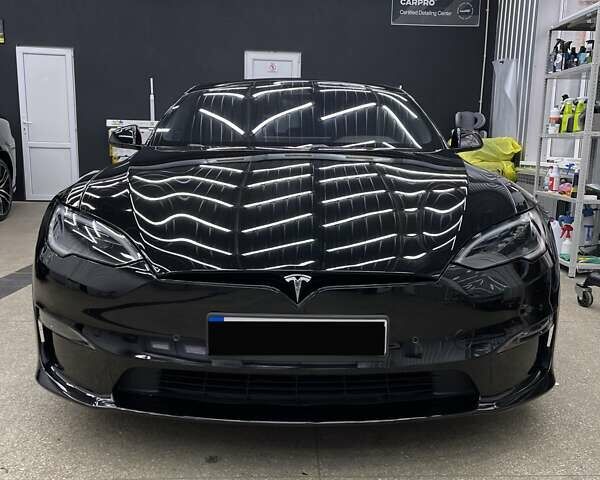 Черный Тесла Модель С, объемом двигателя 0 л и пробегом 33 тыс. км за 41500 $, фото 1 на Automoto.ua