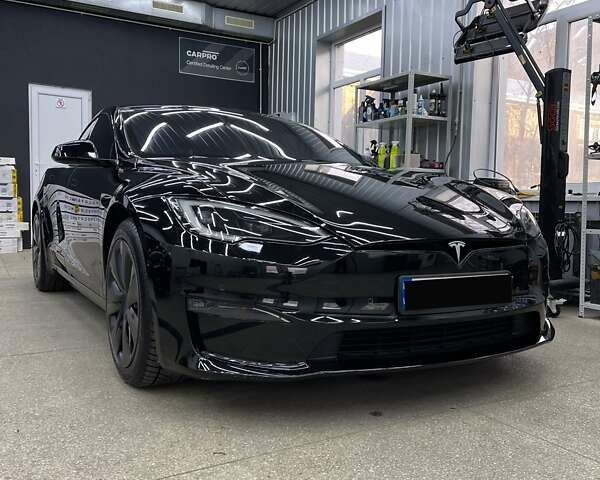 Черный Тесла Модель С, объемом двигателя 0 л и пробегом 45 тыс. км за 41500 $, фото 1 на Automoto.ua