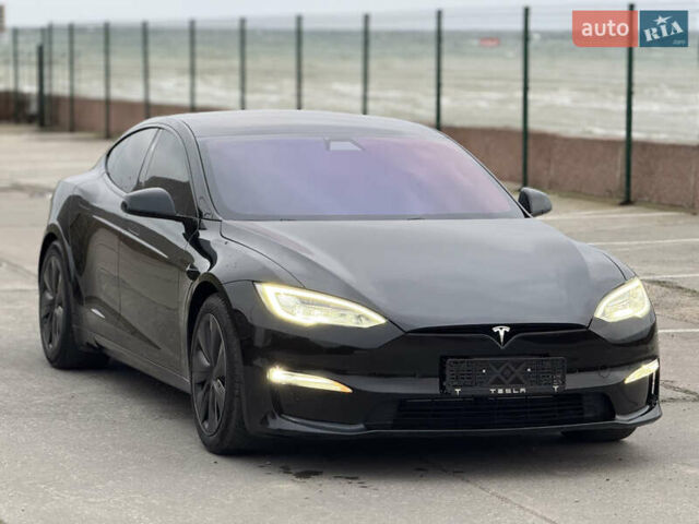 Черный Тесла Модель С, объемом двигателя 0 л и пробегом 42 тыс. км за 38900 $, фото 1 на Automoto.ua