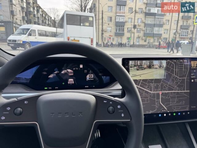 Черный Тесла Модель С, объемом двигателя 0 л и пробегом 24 тыс. км за 42000 $, фото 1 на Automoto.ua