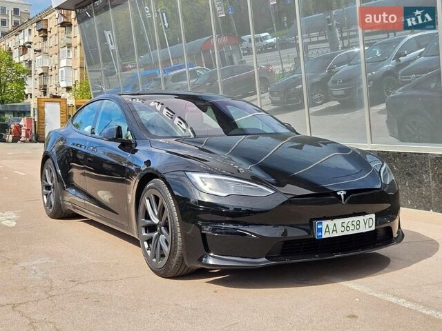 Черный Тесла Модель С, объемом двигателя 0 л и пробегом 11 тыс. км за 46000 $, фото 1 на Automoto.ua
