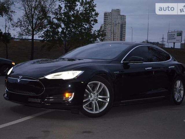 Чорний Тесла Модель С, об'ємом двигуна 0 л та пробігом 24 тис. км за 63500 $, фото 1 на Automoto.ua